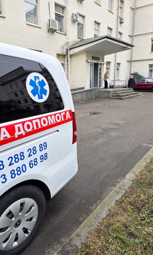 Перевезення лежачого хворого